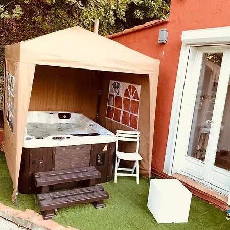 Alna Holiday home *